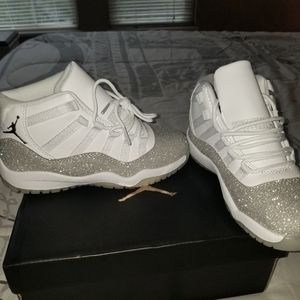 Jordan Retro 11 Glitter Sz 3Y